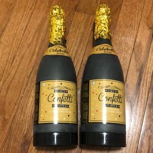 Champagne Bottle Confetti Party Poppers (2)
